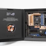 Asus_ROG_Crosshair_2006_001