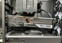 We can’t stress this enough: make sure your GPU is properly mounted! GPU qui penche