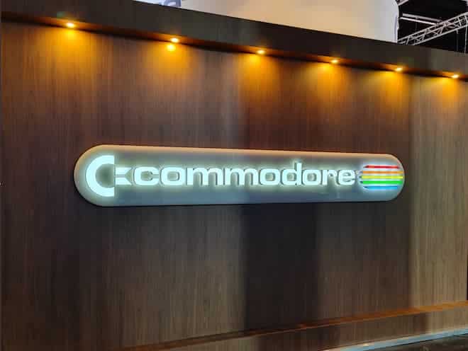 Commodore 77: The C64 Goes into Cyberpunk 2077 Mode - Overclocking EN